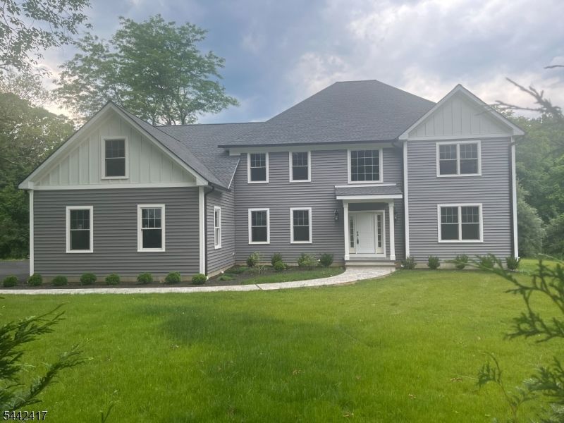 22 Furnace Rd, Chester, NJ 07930 Main Photo