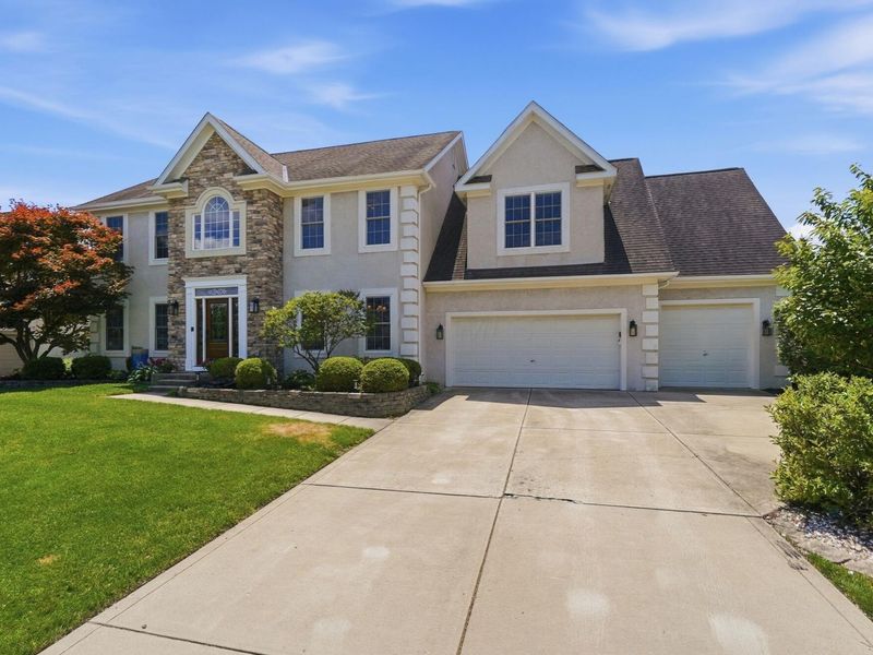 3214 Sunglow Drive, Lewis Center, OH 43035 Photo 2