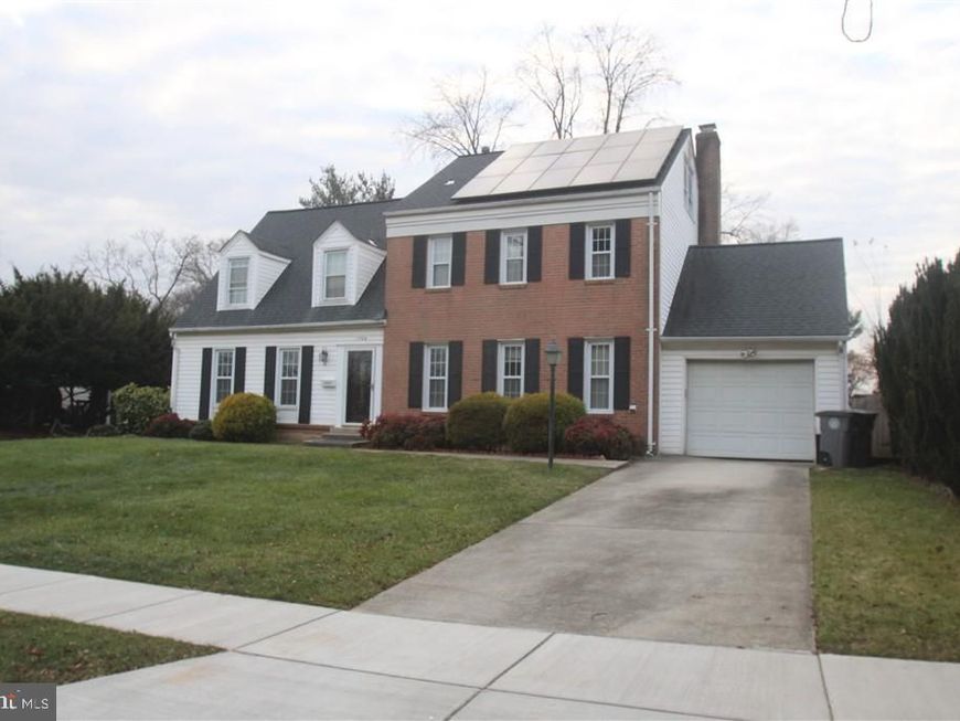 1724 Yale Place, Rockville, MD 20850 Main Photo