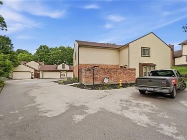 1360 Black Forest Drive, Unit 30, West Carrollton, OH 45449