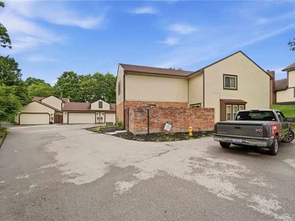 1360 Black Forest Drive, Unit 30, West Carrollton, OH 45449
