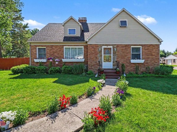 311 N Reinberg Avenue, Scottville, MI 49454