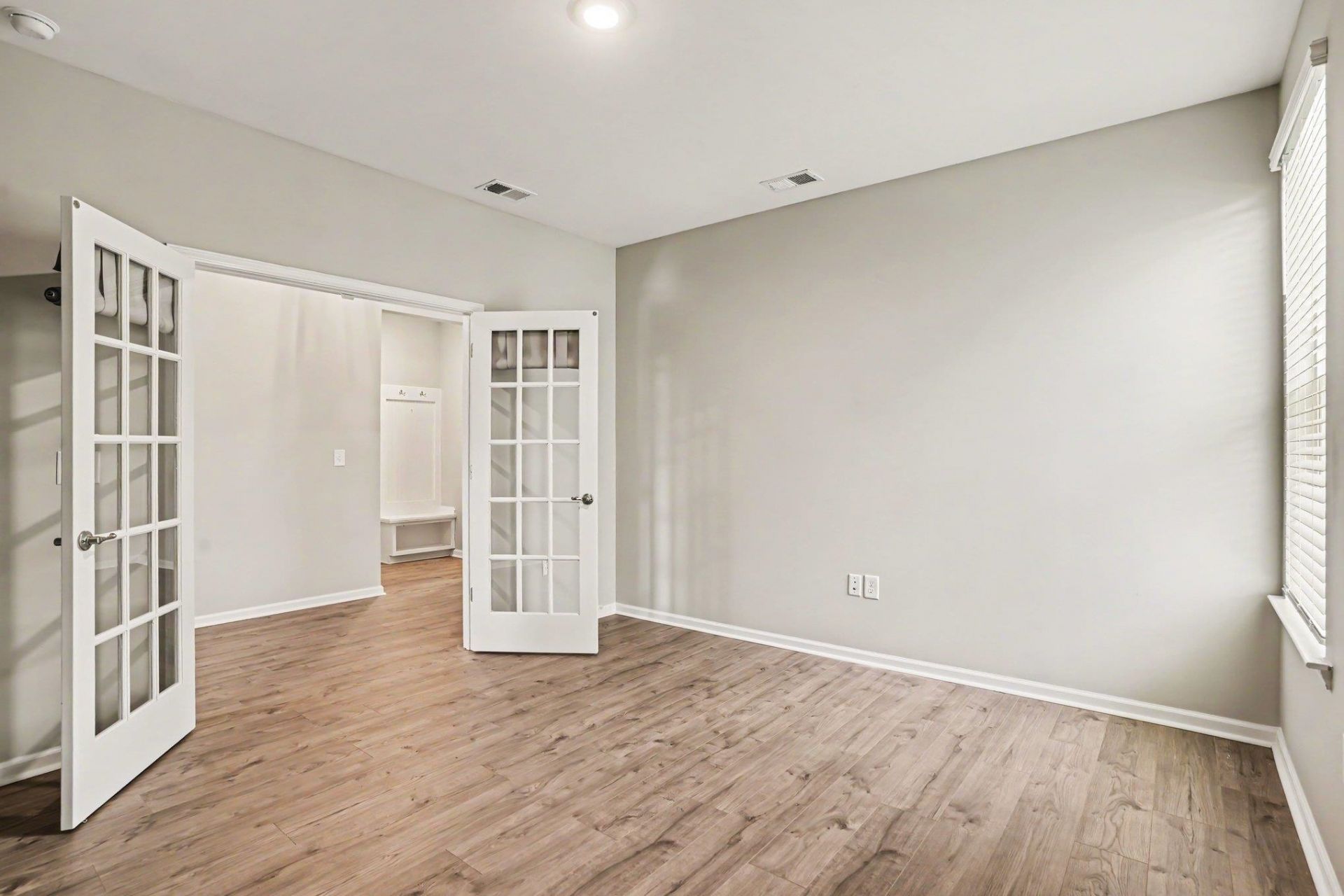 5008 Sassari Ct Photo 18