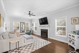 38 Mandarin Ct. photo 4