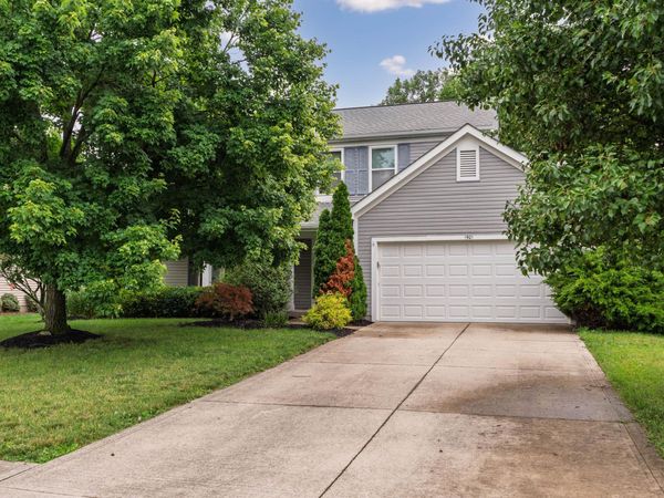 1901 Westwood Drive, Lewis Center, OH 43035