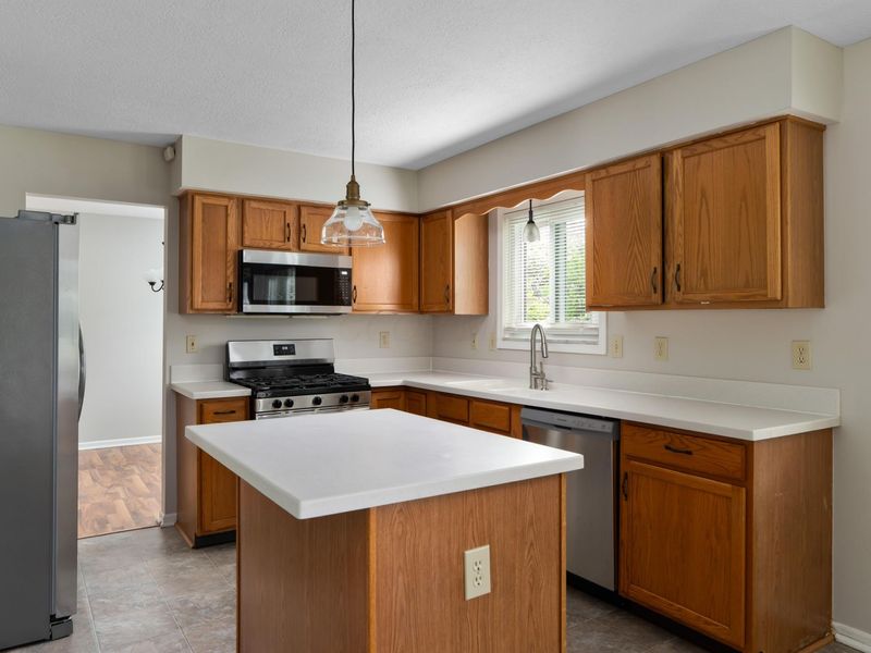 1901 Westwood Drive, Lewis Center, OH 43035 Photo 12