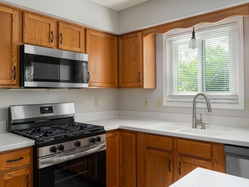 1901 Westwood Drive, Lewis Center, OH 43035 Photo 13