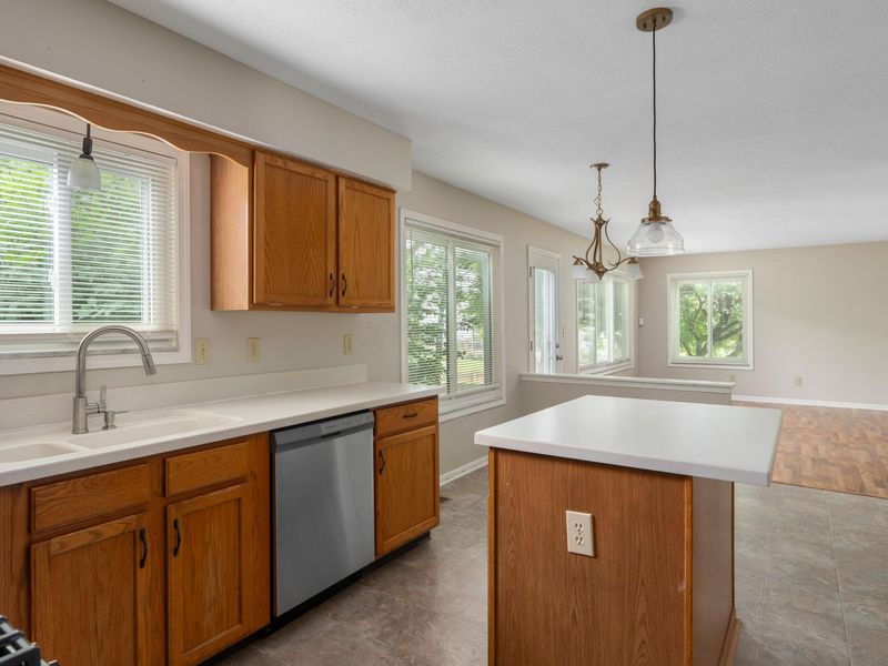 1901 Westwood Drive, Lewis Center, OH 43035 Photo 15