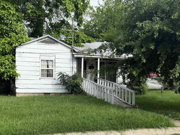 521 Middle Street , North Little Rock, AR 72117