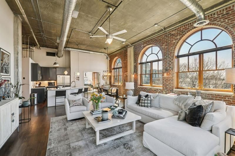 3235 Roswell Road Ne, Unit 704, Atlanta, GA 30305 Main Photo