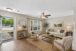 7948 Shadow Oak Drive photo 4