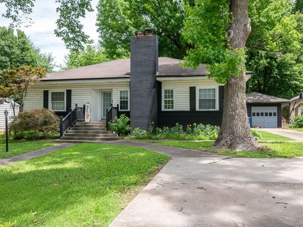 1218 S National Avenue , Springfield, MO 65804
