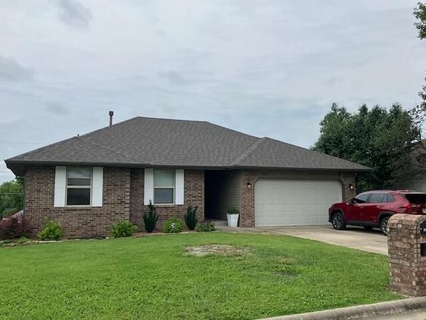 2030 E Charles Street , Republic, MO 65738