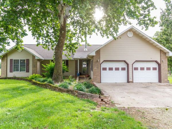 235 Springfield Road , Buffalo, MO 65622