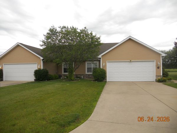 10597 Maine Drive , Crown Point, IN 46307