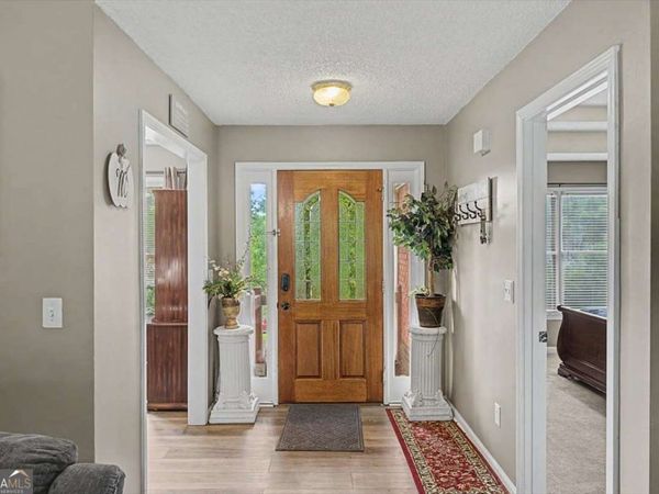32 Country Meadow Way NW, Cartersville, GA 30121