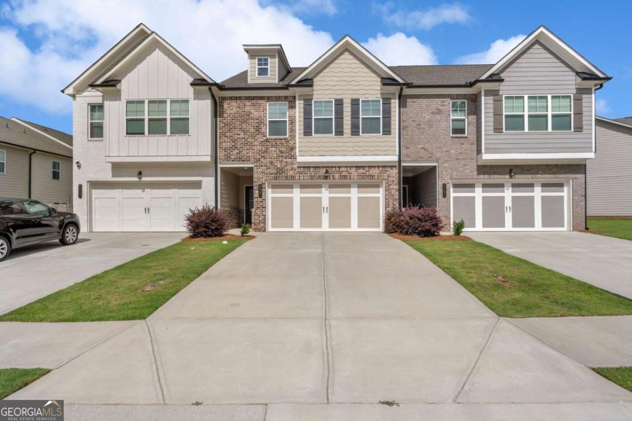 5064 Silver Fox Trail, Oakwood, GA 30566 Main Photo