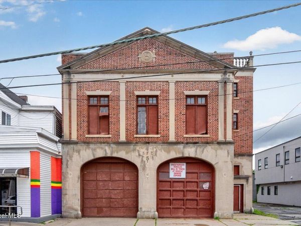 907 Albany Street, Schenectady, NY 12307