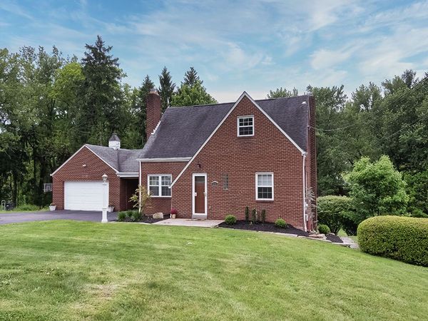 212 Hays Road, Pittsburgh, PA 15241