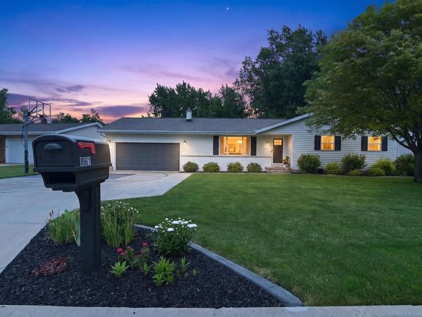 861 Blaser Court, Sun Prairie, WI 53590