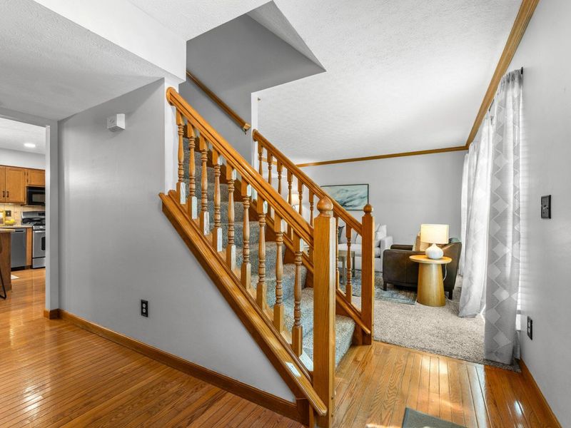 499 Springwood Lake Drive, Columbus, OH 43230 Photo 17