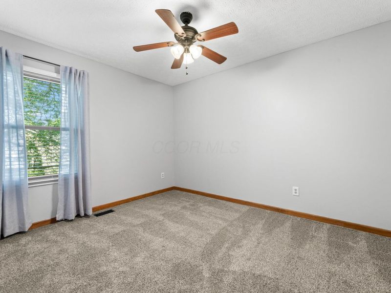 499 Springwood Lake Drive, Columbus, OH 43230 Photo 24