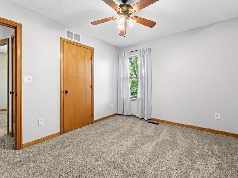 499 Springwood Lake Drive, Columbus, OH 43230 Photo 25