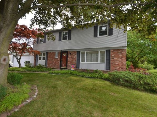 118 Nettlecreek Road , Fairport, NY 14450