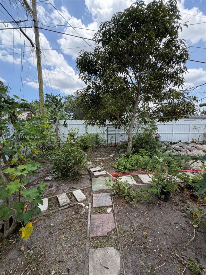 2300 SW 43rd Ave , Fort Lauderdale, FL 33317 Photo