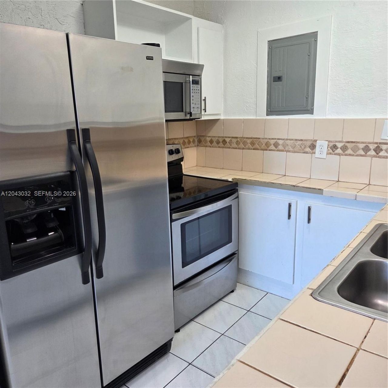 8905 NW 28th Dr , Unit B, Coral Springs, FL 33065 Photo