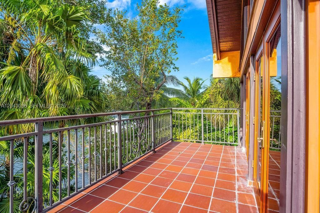 6960 Mira Flores Ave , Unit 6960, Coral Gables, FL 33143 Photo