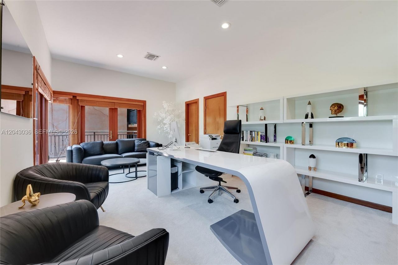 6960 Mira Flores Ave , Unit 6960, Coral Gables, FL 33143 Photo