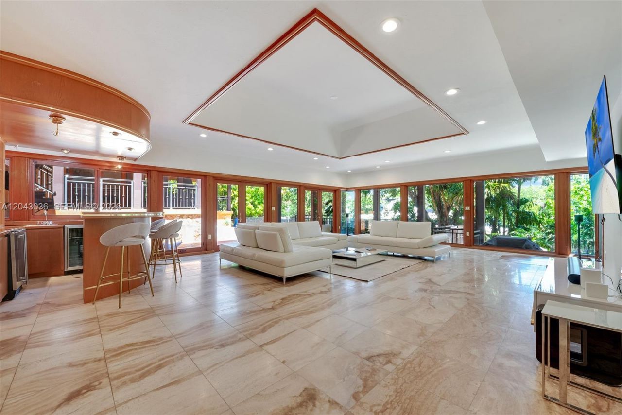 6960 Mira Flores Ave , Unit 6960, Coral Gables, FL 33143 Photo