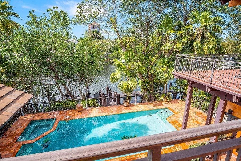 6960 Mira Flores Ave , Unit 6960, Coral Gables, FL 33143 Photo