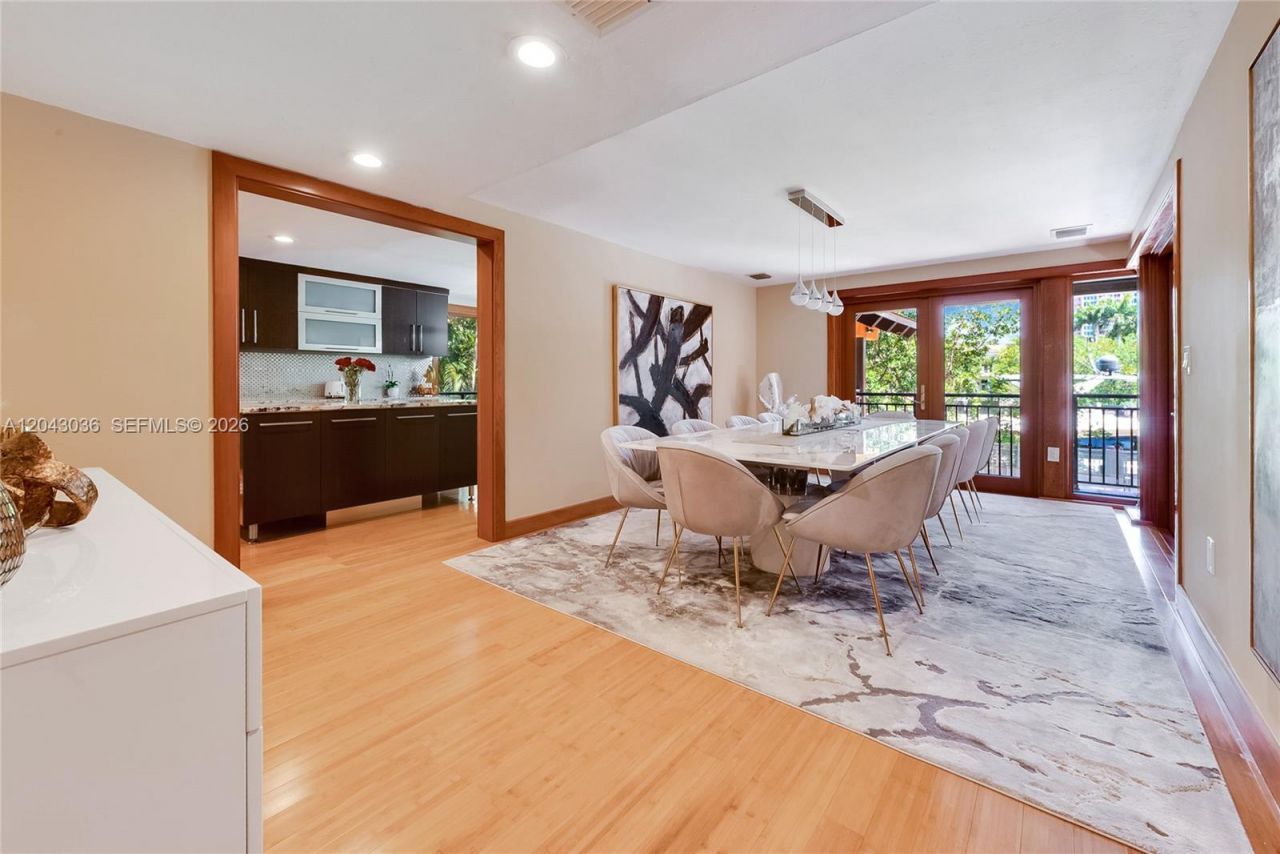 6960 Mira Flores Ave , Unit 6960, Coral Gables, FL 33143 Photo