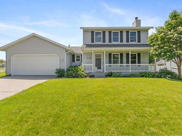 2576 Mapleview Street SE, Grand Rapids, MI 49508