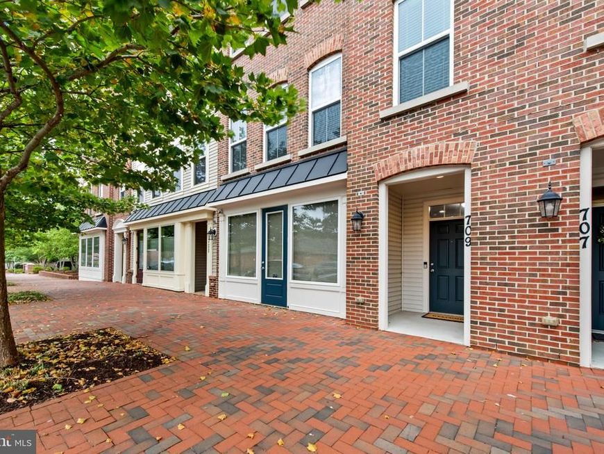 709 Skippers Lane, Annapolis, MD 21401 Main Photo