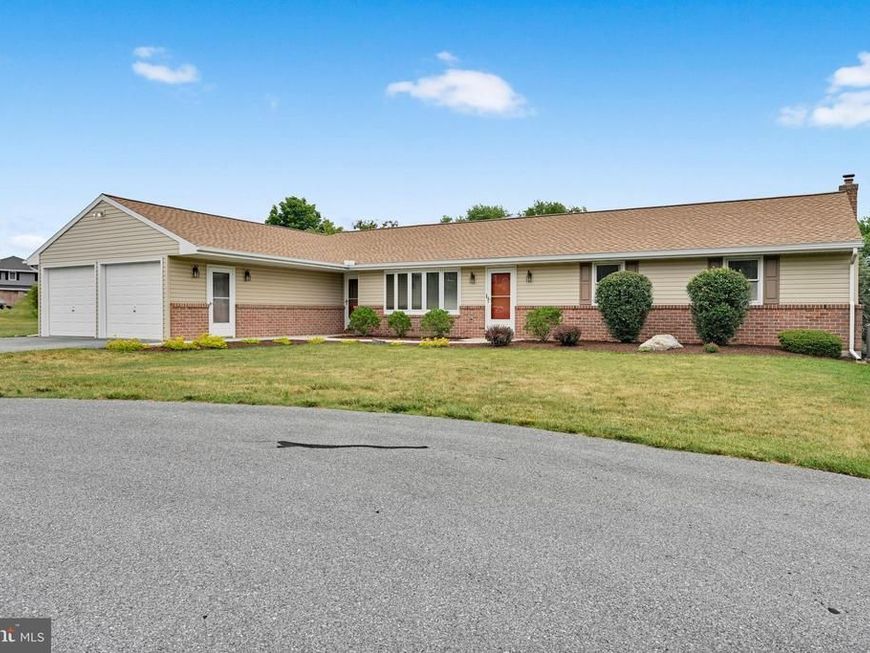 765 Brandt Street, Manheim, PA 17545 Main Photo