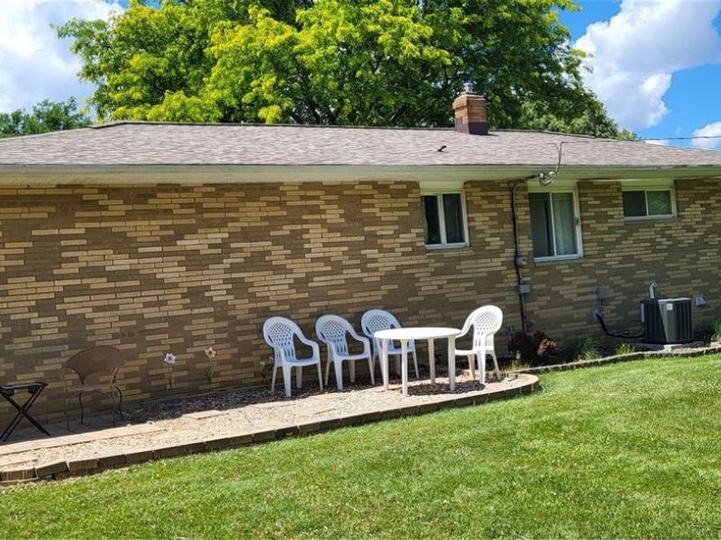 7573 Biscayne Boulevard, Parma, OH 44134 Photo 16