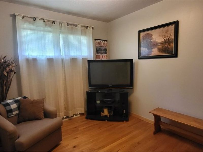 7573 Biscayne Boulevard, Parma, OH 44134 Photo 9