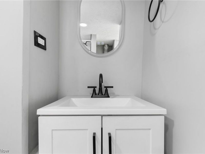 690 Storer Avenue, Akron, OH 44320 Photo 25