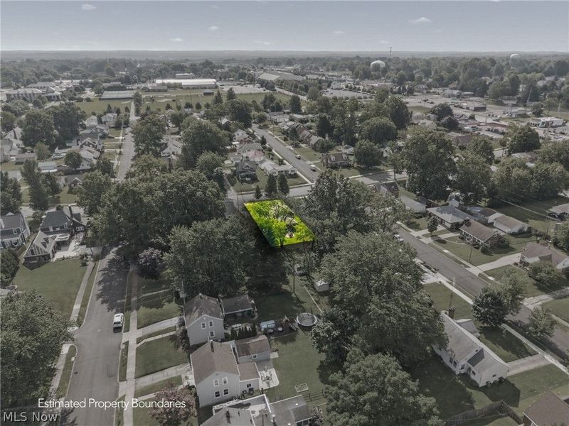 1733 Parkway Boulevard, Alliance, OH 44601 Photo 32