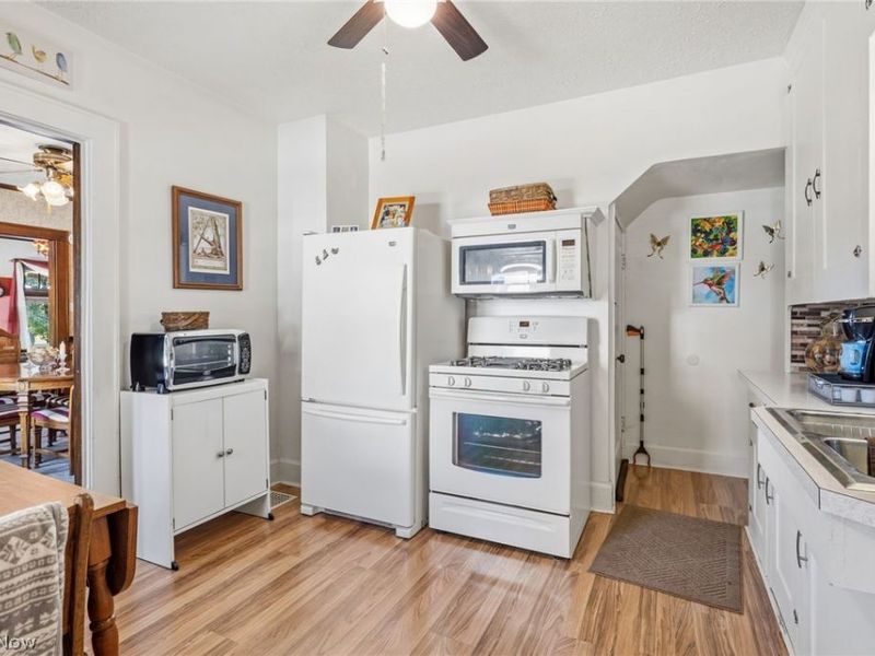 1733 Parkway Boulevard, Alliance, OH 44601 Photo 6
