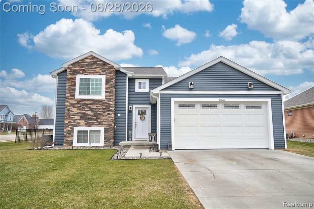 2096 Mozart Avenue, Davison Township, MI 48423 Main Photo