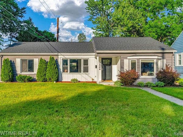 3444 Maple Street, Port Huron, MI 48060