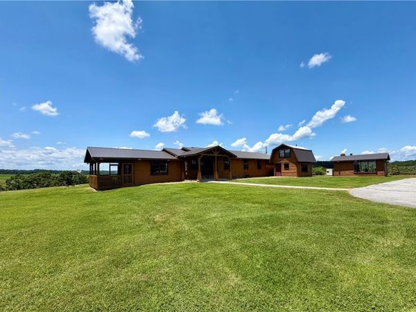 942 Clifty Highway , Rogers, AR 72756