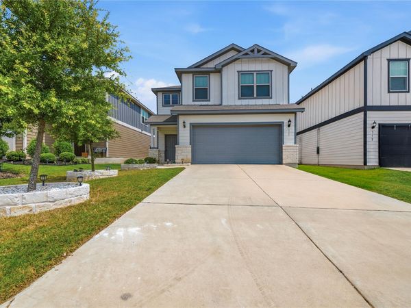 316 Stone Water LN, Jarrell, TX 76537
