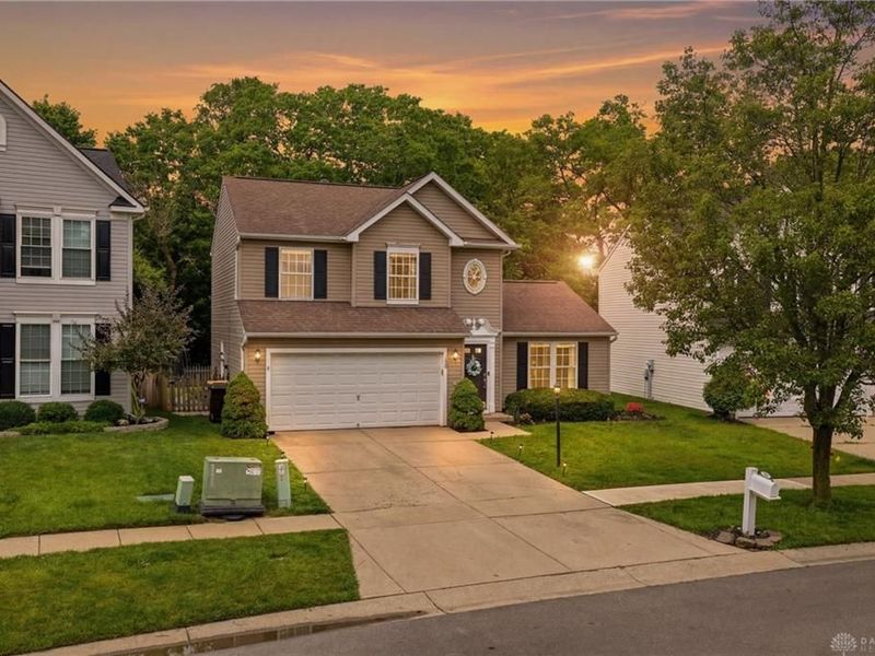 130 McDaniels Lane, Springboro, OH 45066 Photo 2