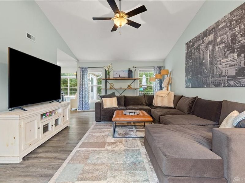 130 McDaniels Lane, Springboro, OH 45066 Photo 6