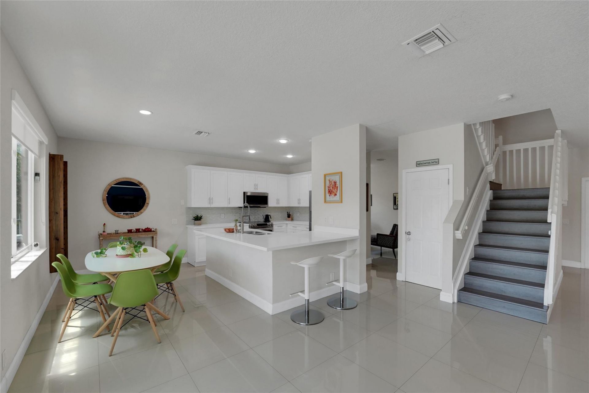 1070 Bluewood Terrace, Weston, FL 33327 Photo